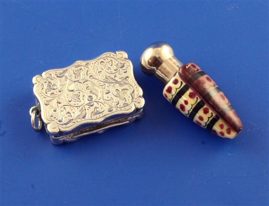 A Victorian silver rectangular vinaigrette and scent bottle